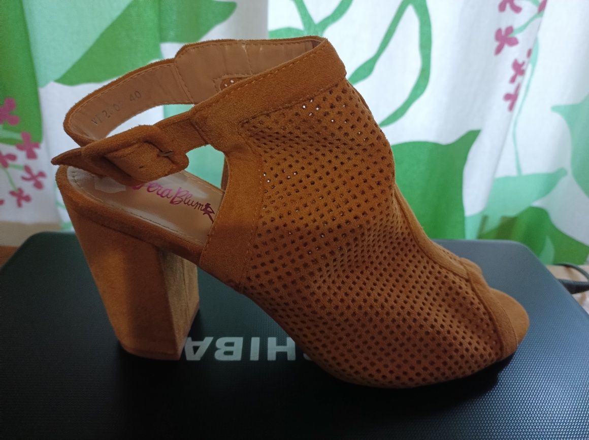 Босоножки женские 40р.