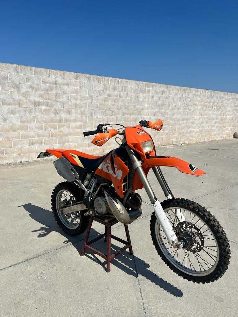 KTM 250 matriculada