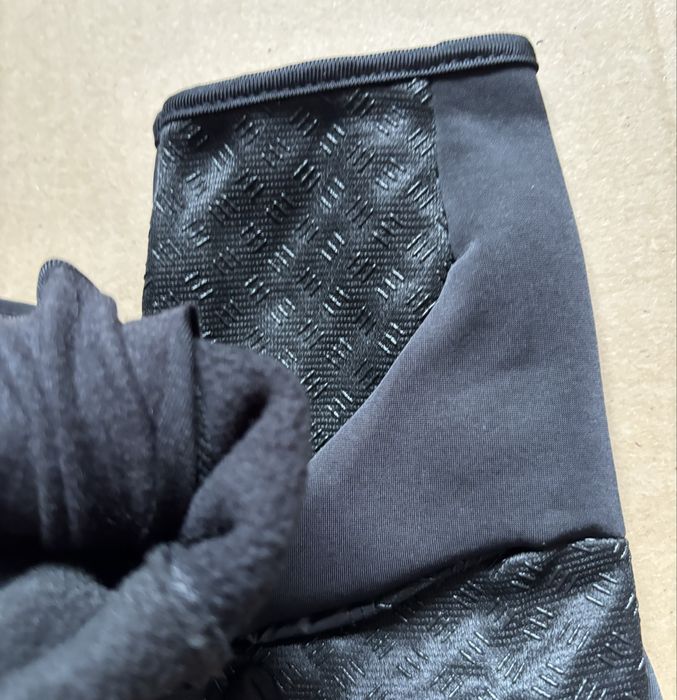 Rekawiczki ciepłe antypoślizgowe wiatroszczelne z ekranem dotykowym