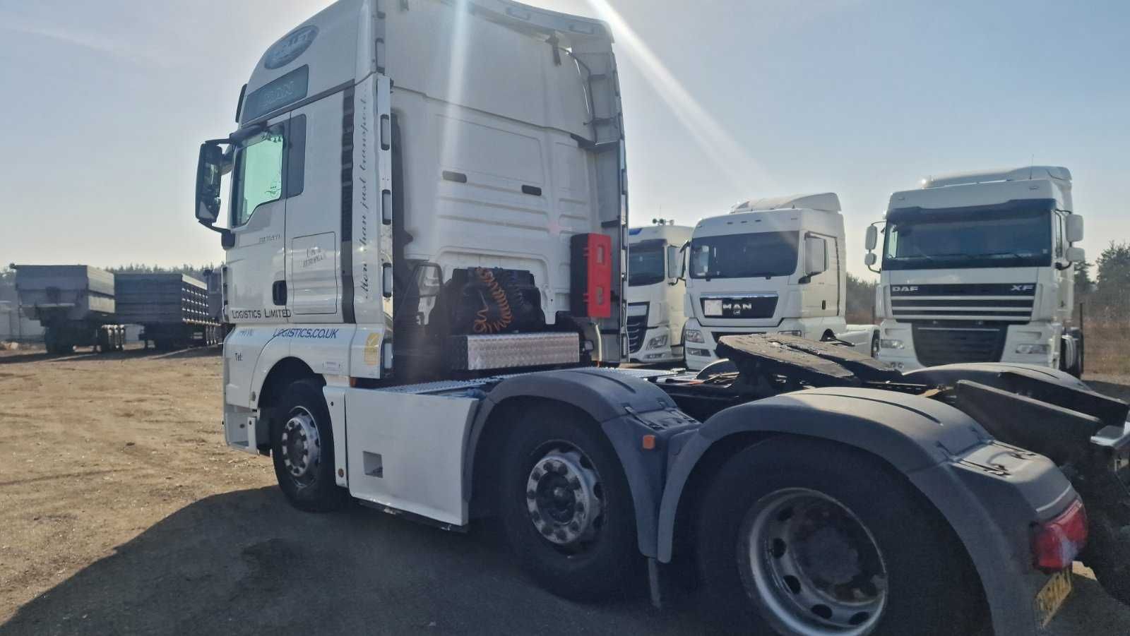 MAN TGX Разборка Гофра до каталізатора  811.52105016  811.52010295