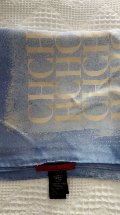 Lenço Carolina Herrera