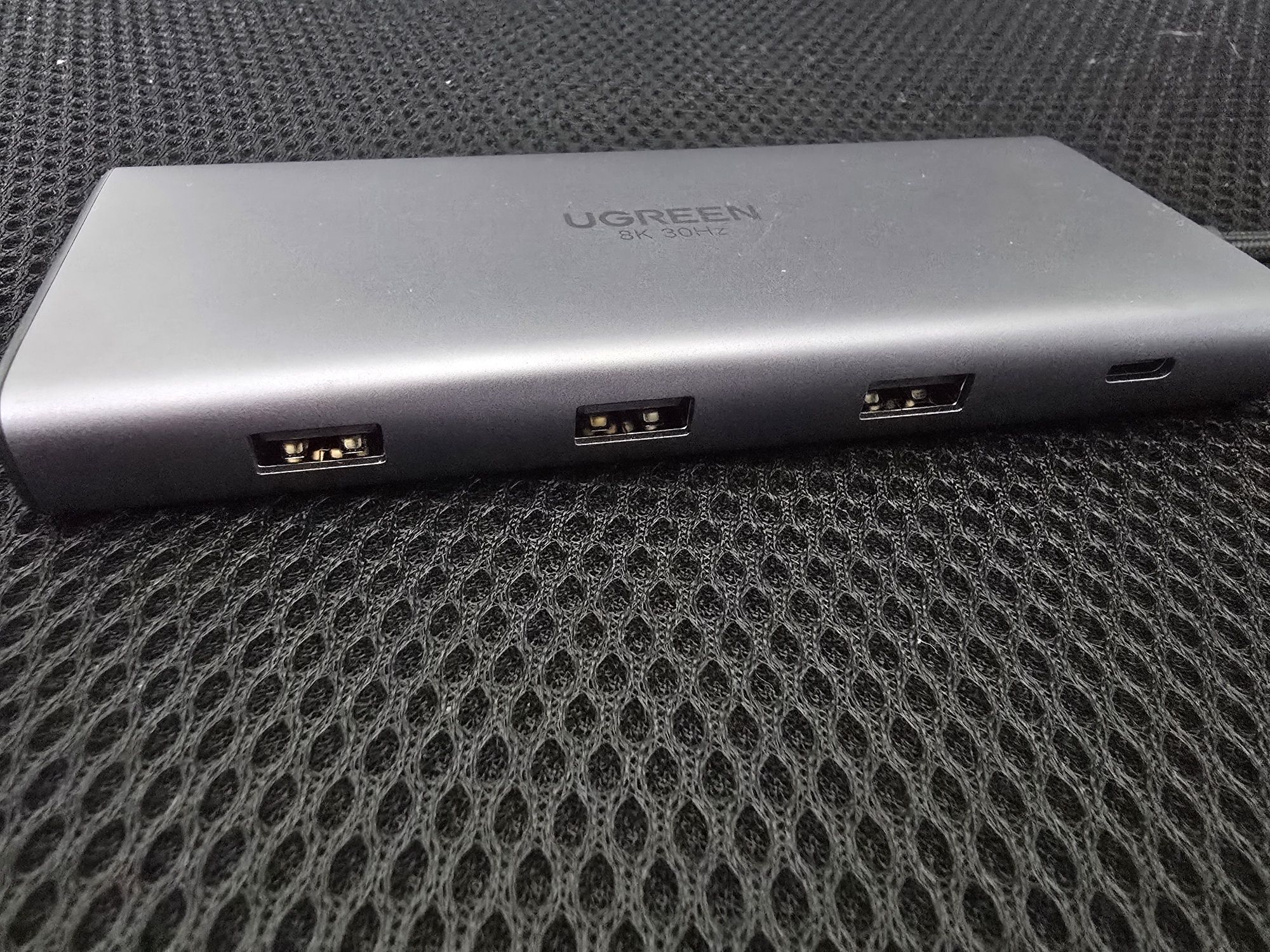 UGREEN Revodok Pro 210 Docking Station USB-C 10 em 1 – Como novo!