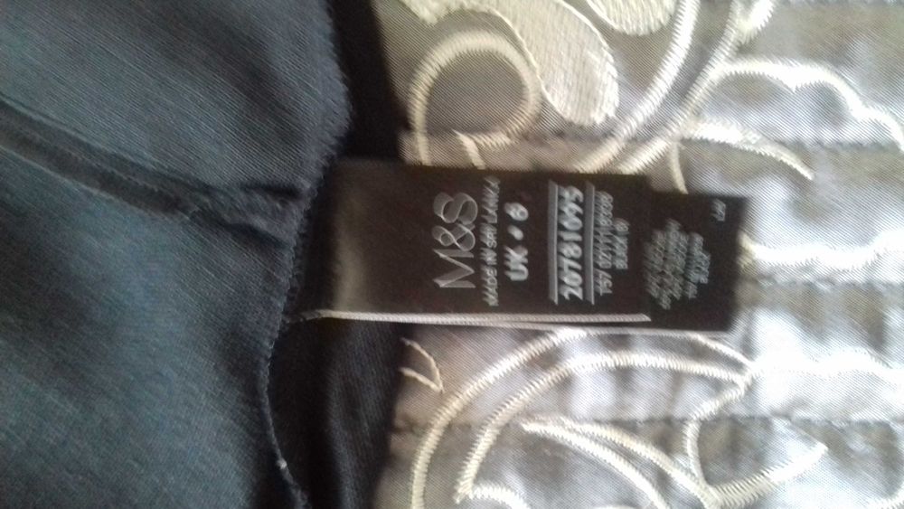 Продам летнюю черную льняную юбку фирмы Mark Spencer