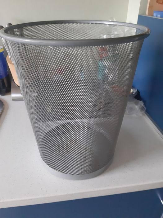 Pojemnik kosz vintage ikea lata90te szary metal druciak kolekcja
