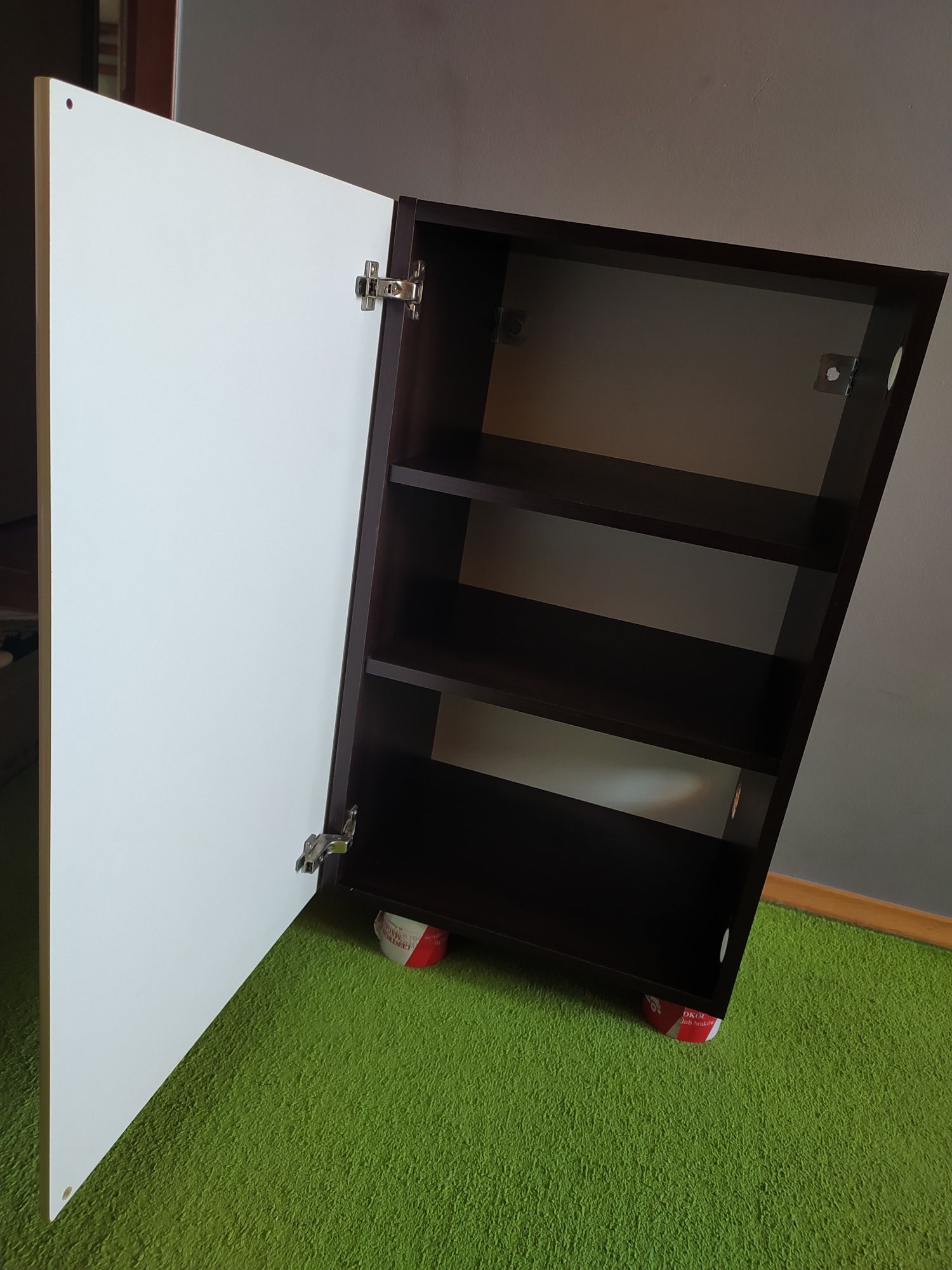 Szafka łazienkowa wisząca