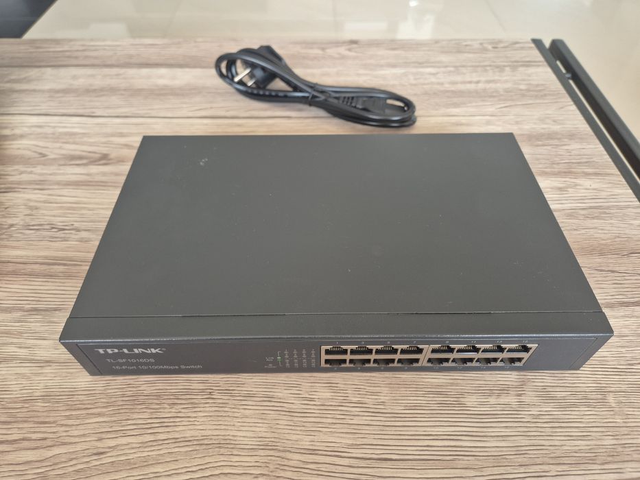 Switch  Tp-link TL-SF1016DS