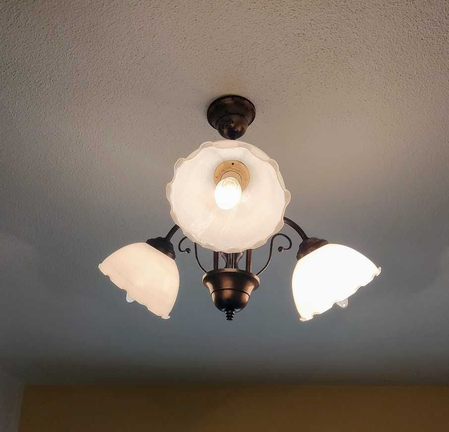 Candeeiro de teto antigo em latão 3 lumes
