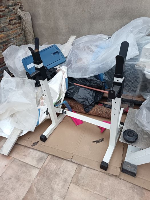 Rack de apoio a barra para agachamento ou supino