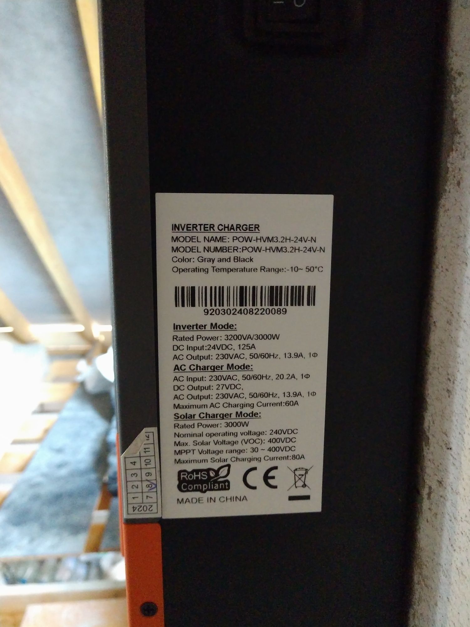 PowMr 3200vA гибридный инвертор
