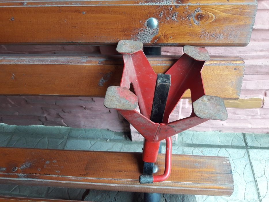 Подставки  для  авто 2 шт