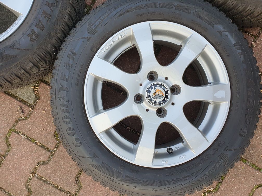 Felgi Koła 14" Fiat 500 4x100 ET35+175.70.14 Goodyear Zima