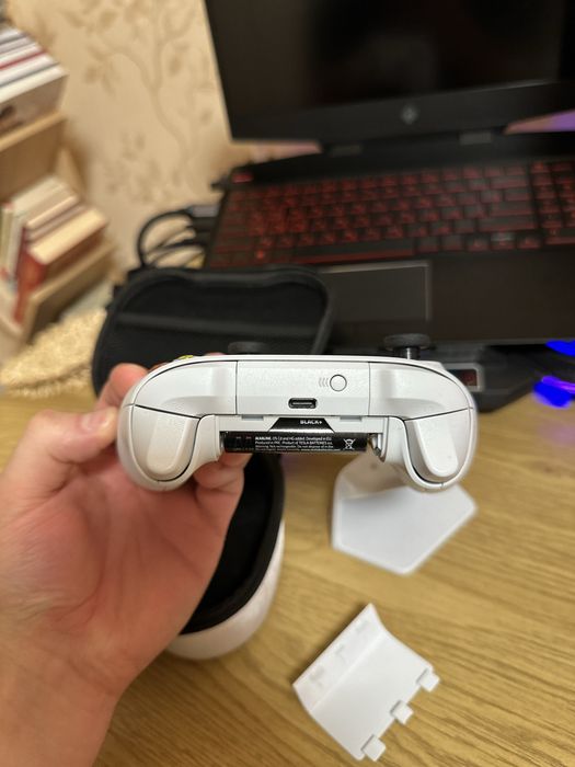 Геймпад Microsoft Xbox Series X/S
