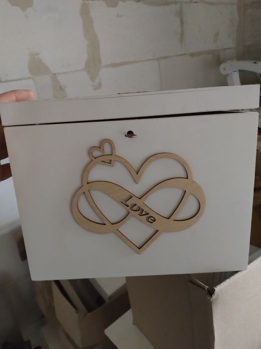 Skrzynka na koperty ,pudełko na obrączki