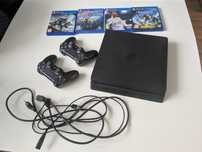 PS4 Slim 1TB | 2 pady | 4 gry