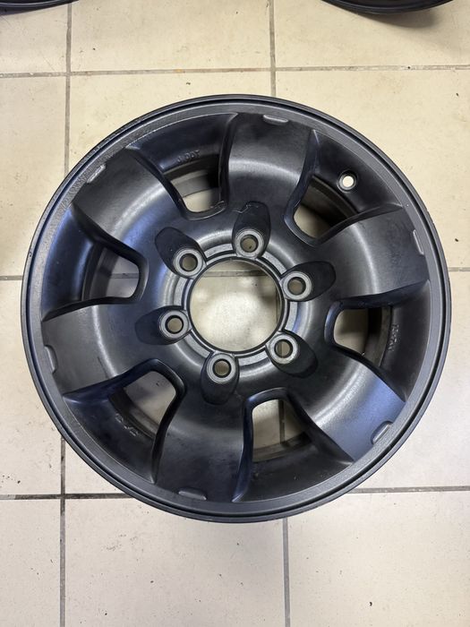 "Диски Nissan R15 J7 PCD: 6x139,7 В наявності 4шт стан Нових