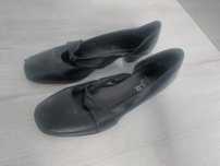 Buty czółenka Ryłko 36r