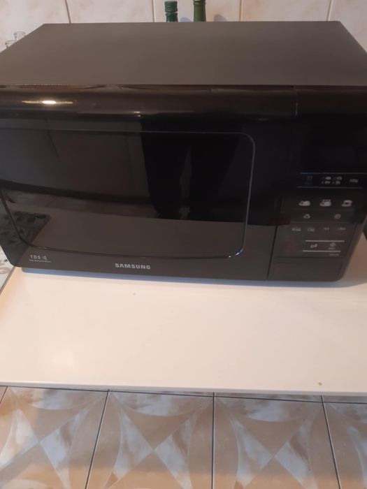 Kuchenka mikrofalowa Samsung