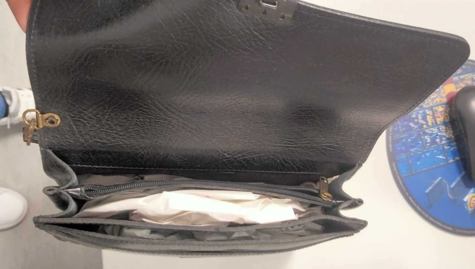 Bolsa masculina em pele