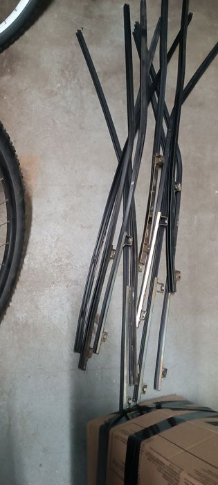 Fiat 126p prowadnica szyby długa prawa oryginalna ST i FL