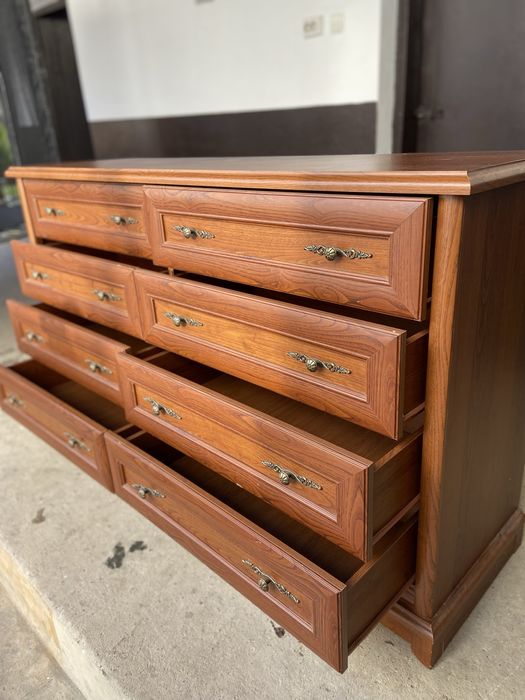 Комод в спальню, вітальню