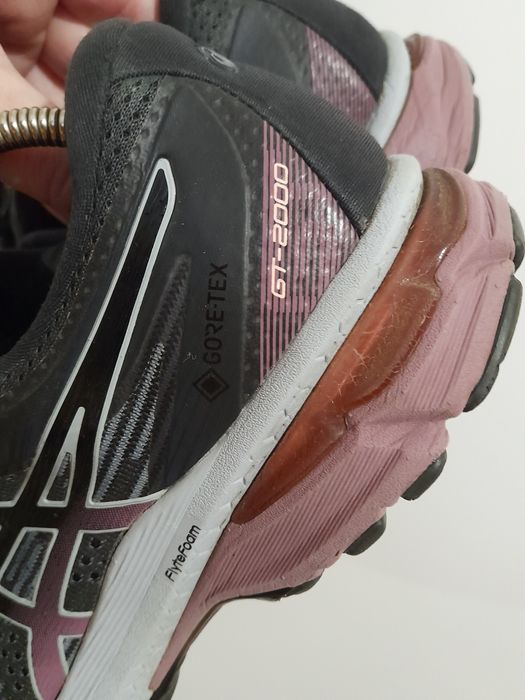 Asics GT-2000 Gore-Tex жіночі спортивні бігові кросівки