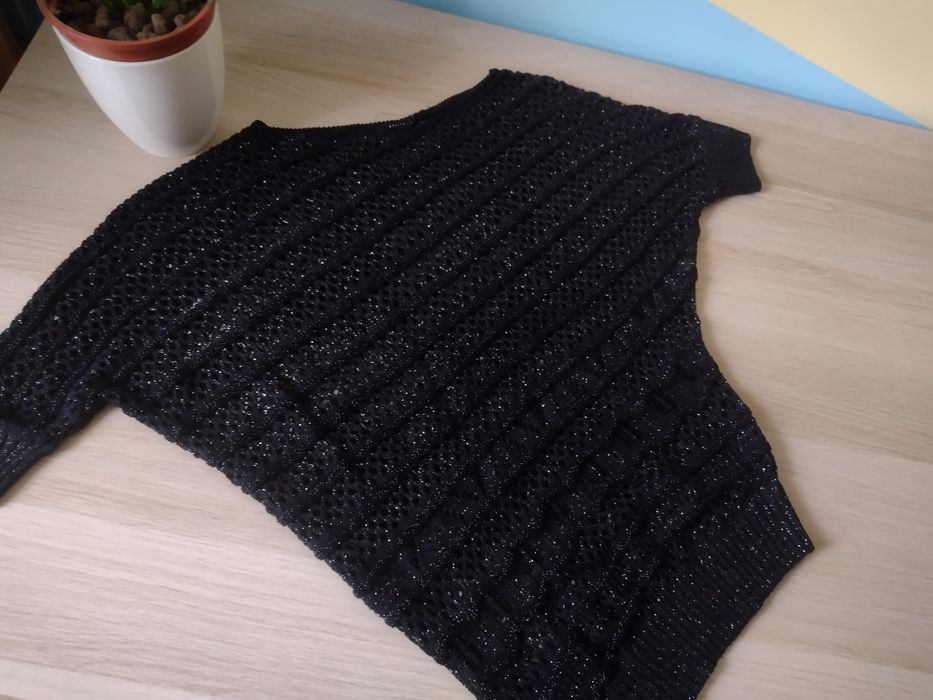 Bluzeczka czarna bluzka narzutka mohito 40