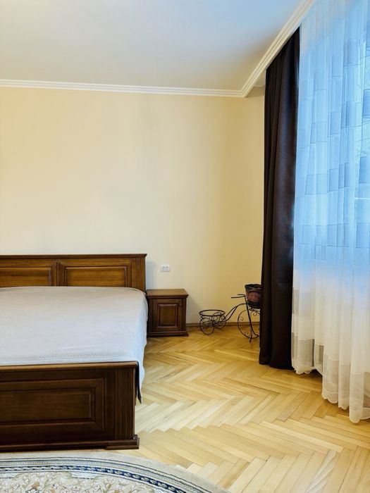 Енергозберігаючий будинок в Ужгороді з доходом 1000$ в місяць