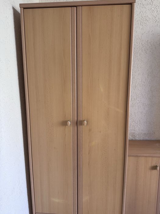 Продам стінку у вітальню, спальню, дитячу. Шафа,ліжко,тумба,комод