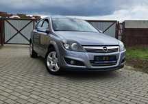 Opel Astra Niski przebieg Ksenon Led Skóra Navi ,1 właściciel