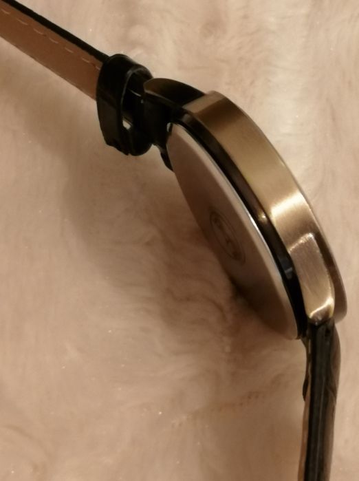 Zegarek z motywem mapa globusa patynowany i prezent budzik