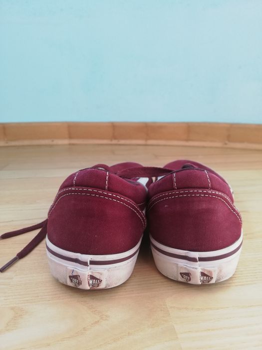 Bordowe, damskie vansy