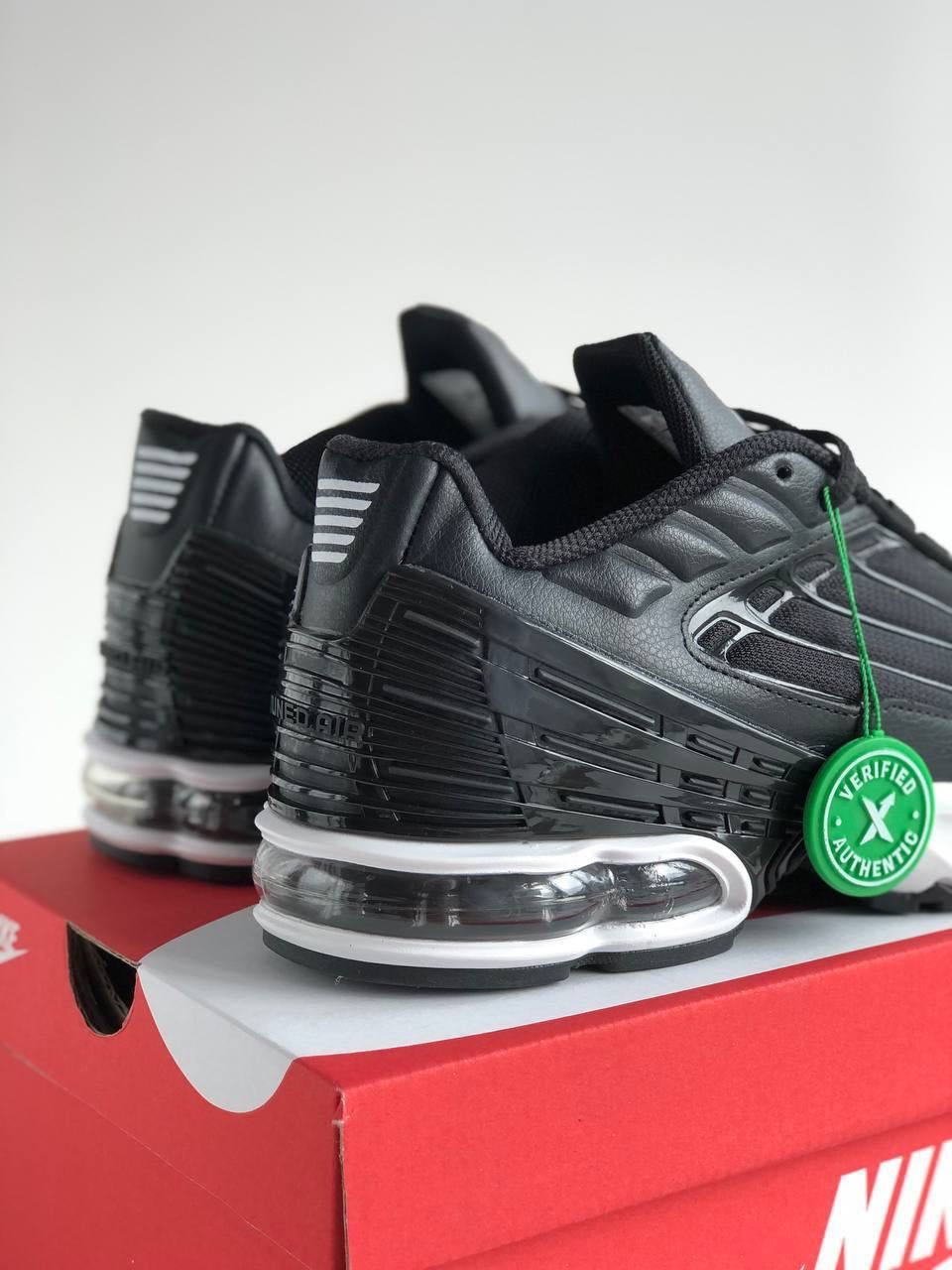 Мужские кроссовки Nike Air Max Plus TN 3 black & white. 40-45