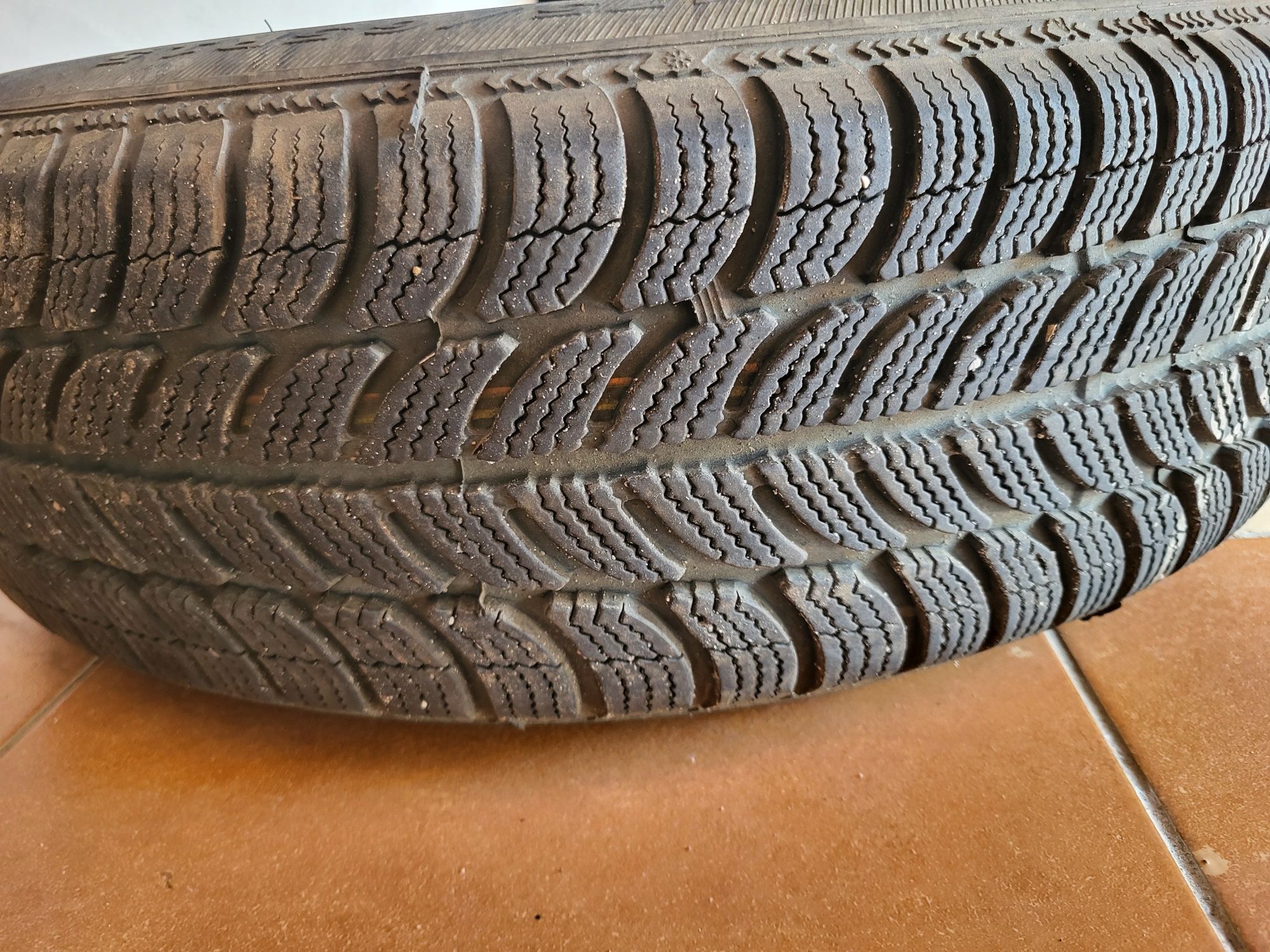 4x opony koła  Dębica frigo 2 zimowe 175/65 r 15 z felgami