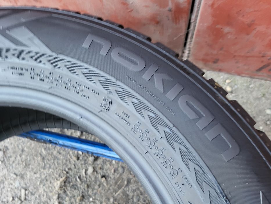 235/60/17 R17 Nokian WEATHERPROOF SUV 2шт ціна за 1шт шини