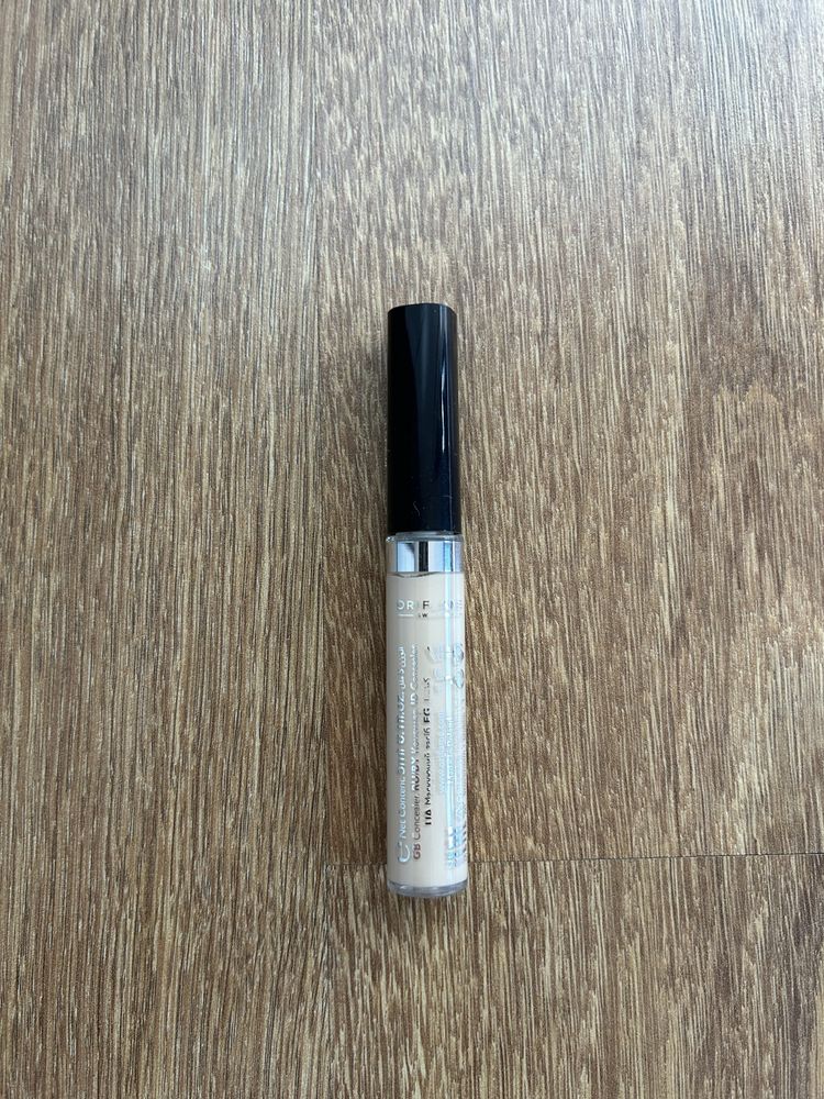 Korektor The One Everlasting Sync Odcień: Light Beige Neutral Oriflame