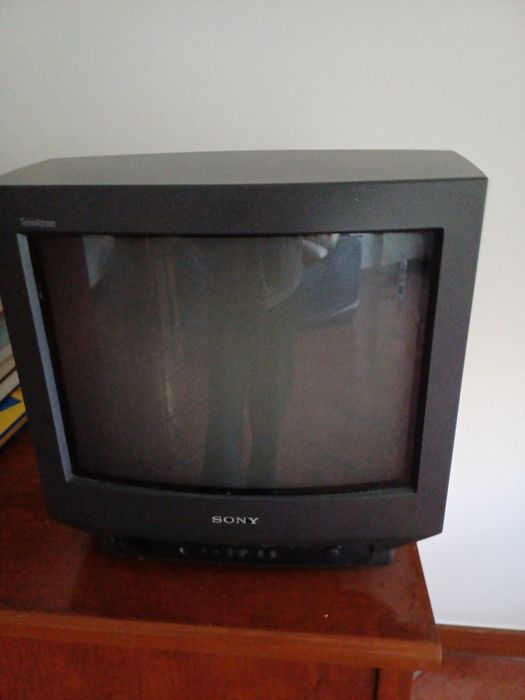 Televisao Sony black triniton 50cmc diagonal