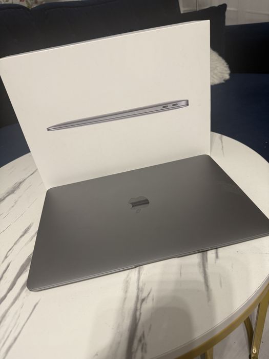 Sprzedam Macbooka Air 13-inch