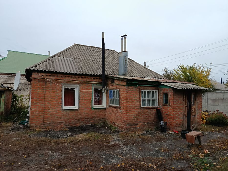 Продам будинок в м. Берестин