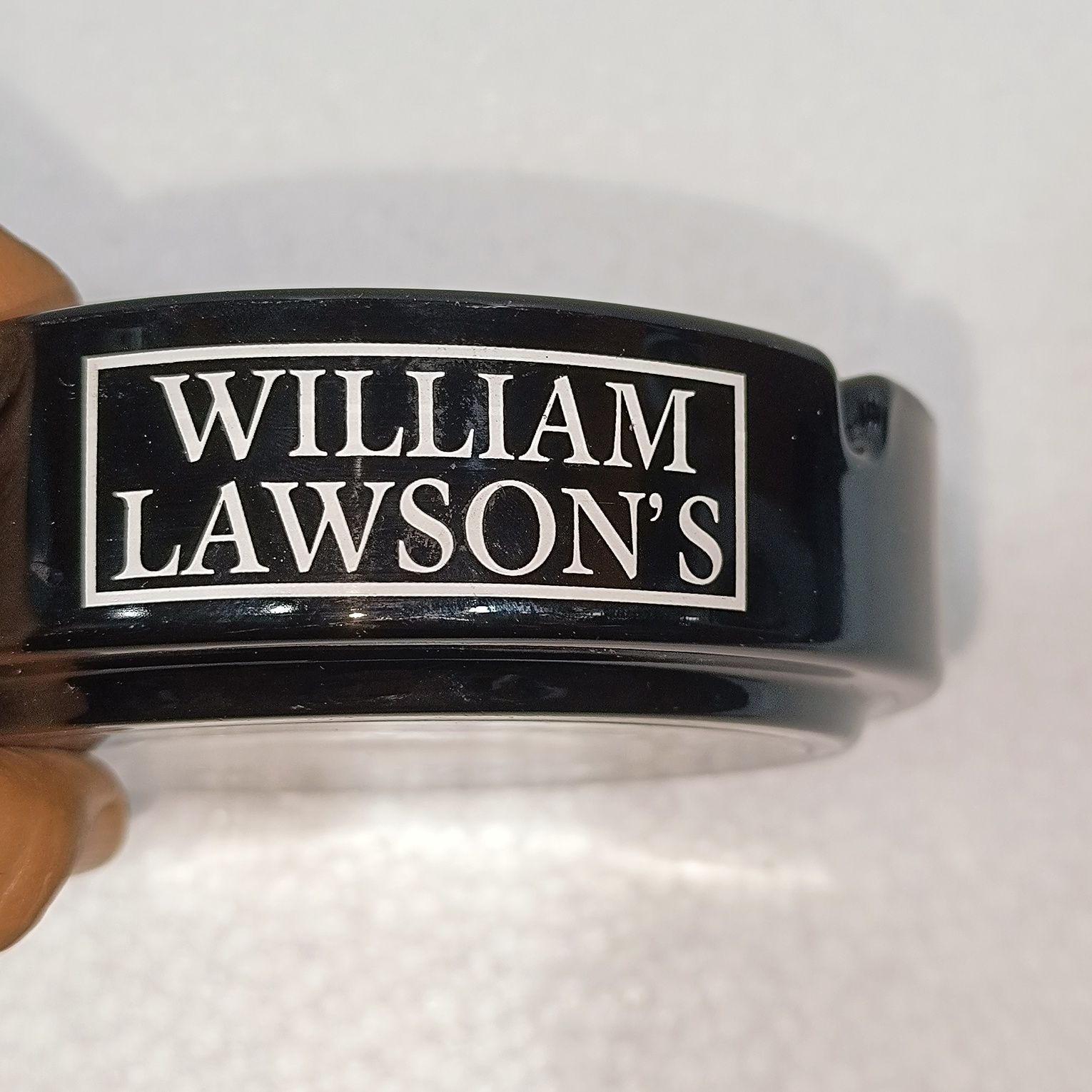 Cinzeiro Preto Vintage William Lawson's Scotch Whisky