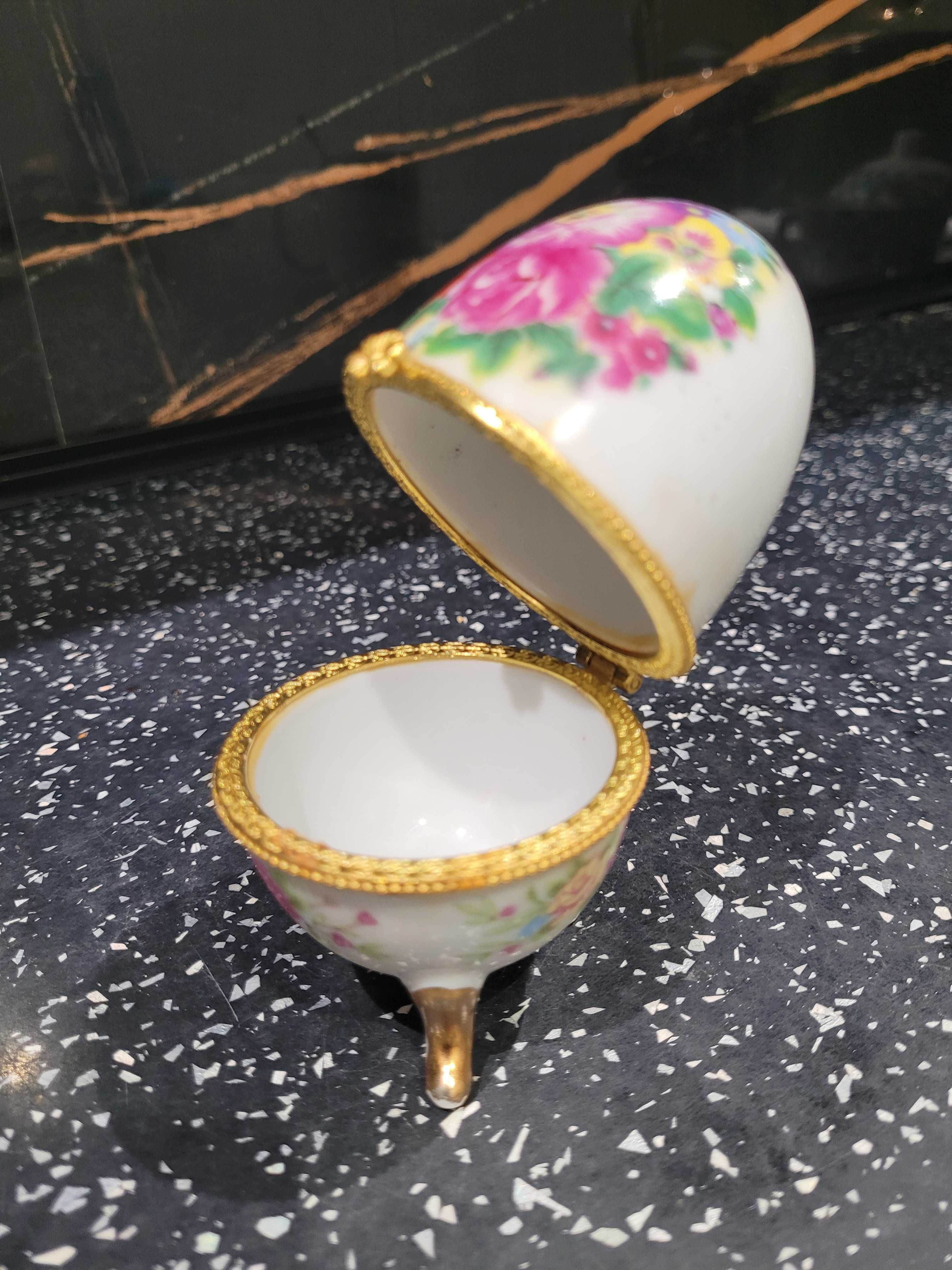 Puzderko- porcelana Faberge