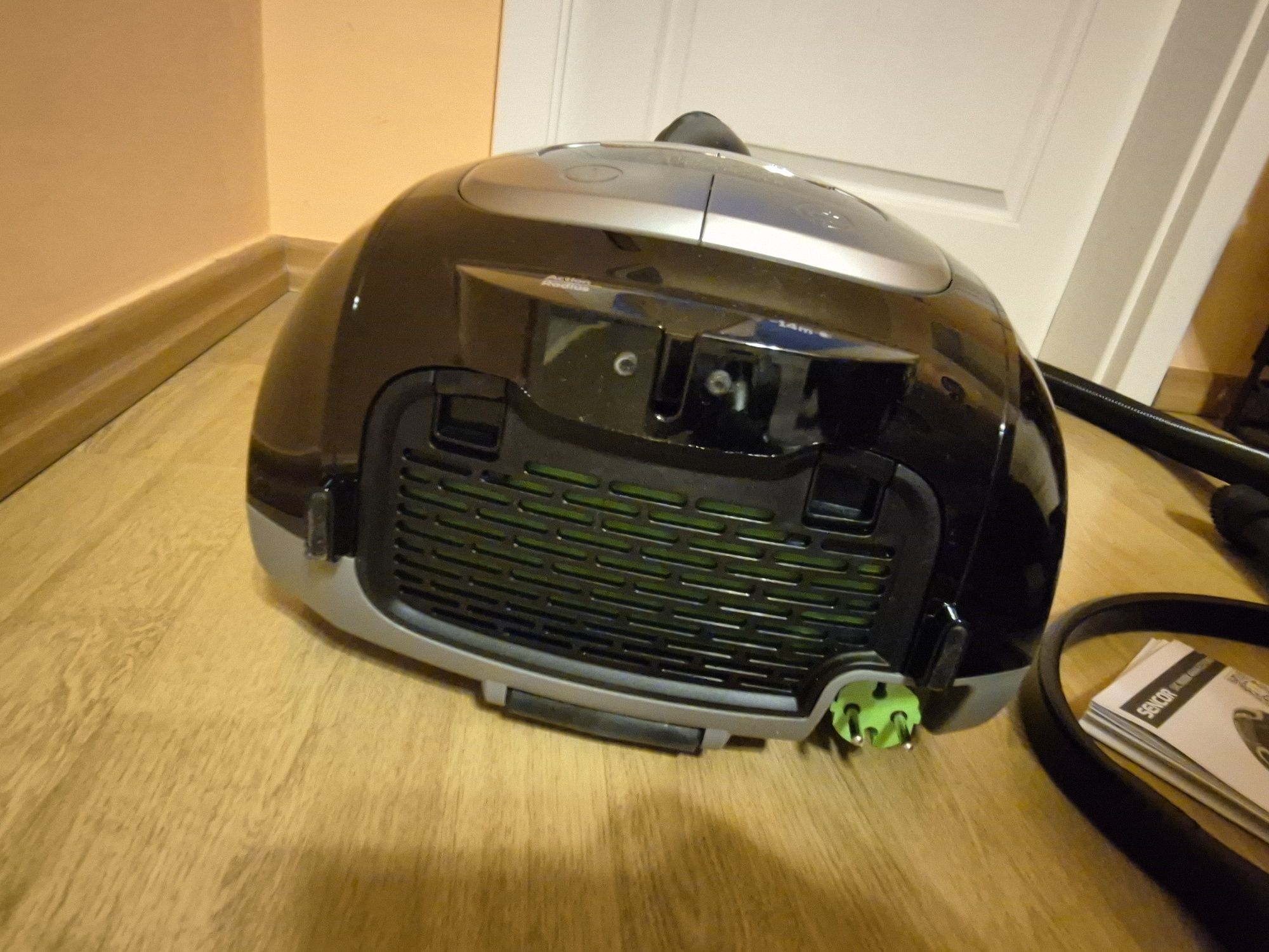 Odkurzacz Sencor SVC 9000BK 800W jak nowy z gwarancją!!