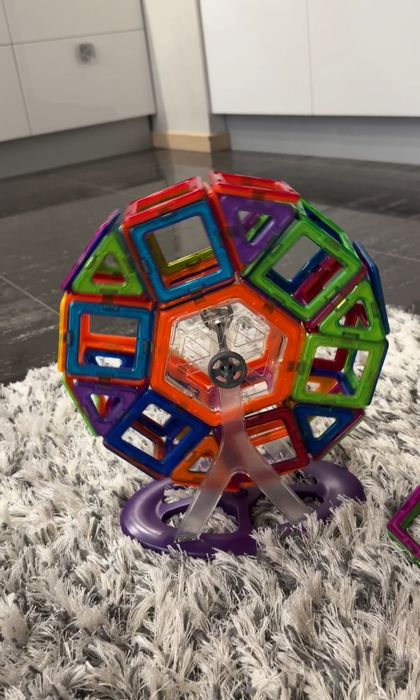 Магнітний конструктор Магнікон в пластиковому боксі