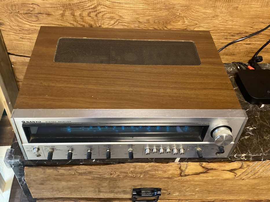 Amplitner sanyo dcx 4000l