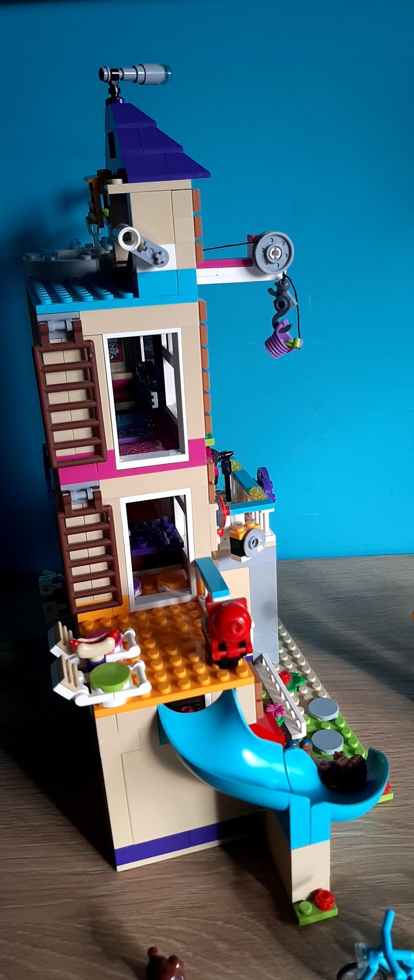 Lego Friends- zostaw domek przyjaźni