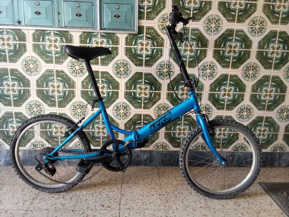 Bicicleta Berg desdobrável
