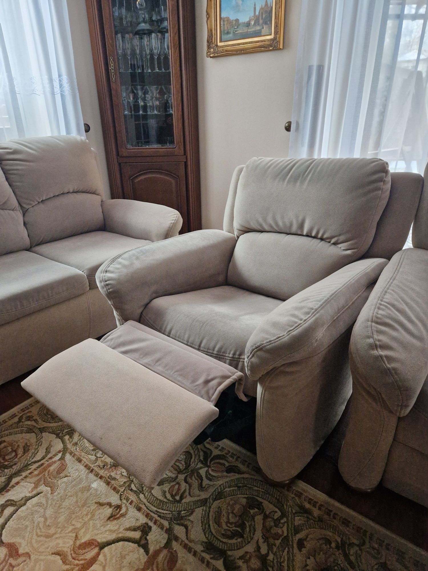 Sprzedam zestaw wypoczynkowy mebli, kanapa + fotel rozkładany+ fotel