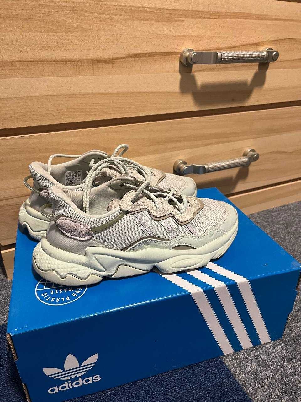 Кросівки жіночі Adidas OZWEEGO оригінал 36 розмір, us 6, 37 1\3 eu