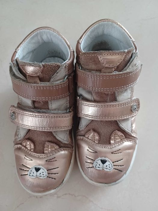 Trzewiki skórzane bartek złote r. 26