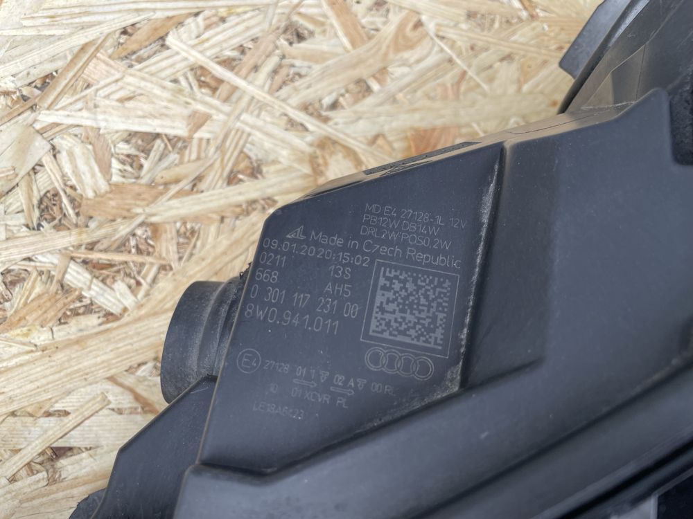 Фари передні лед Audi A4 B9 Rest фари ауді а4 б9 ресталінг
