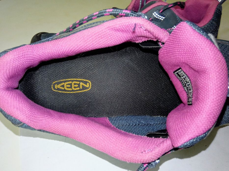 Кросівки жіночі keenfoodwear трекінгові